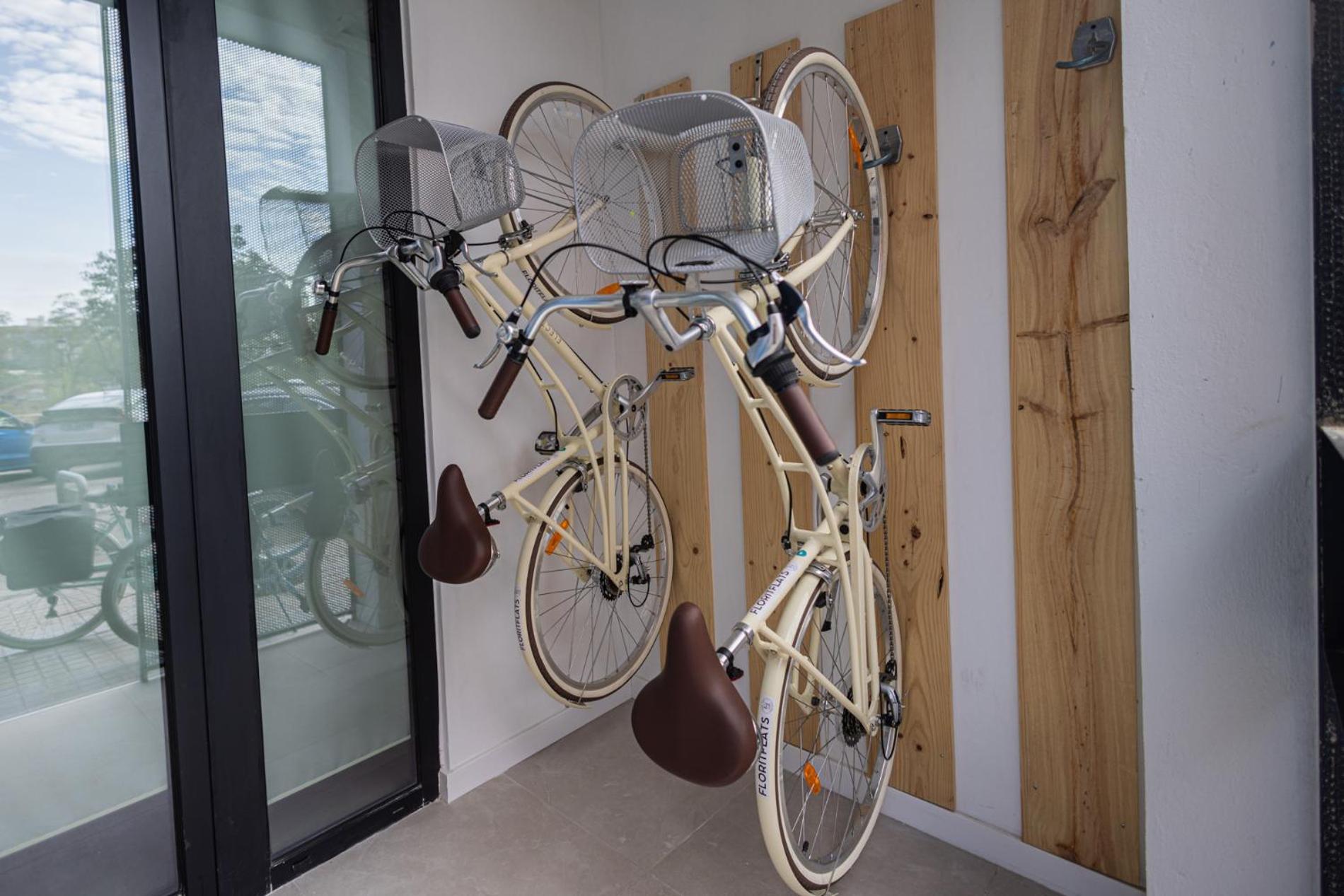 Florit Flats - The Joaquin Sorolla Apartments With Bicycles บาเลนเซีย ภายนอก รูปภาพ